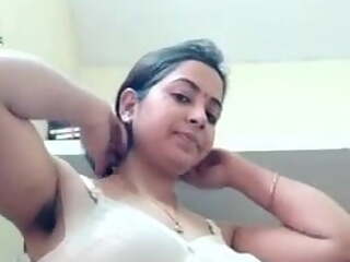 Hot look, Desi Bhabhi Strips Her Cloths and Shows