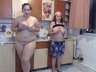Iuliana32 shows her fat Body and big tits