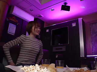 Party at Karaoke. When I Meet a Girl for the First Time, She Has a Short Cut and Has Big Breasts