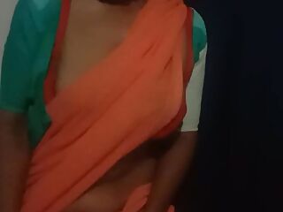 Srilankan sexy girl Ware sari and open her bobo,Hot girl some acting her clothes removing, sexy women  episode