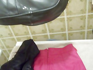 leather boots, skirt and handbag