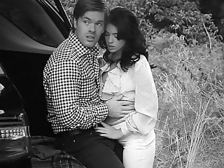 Couple Outdoor in bw 