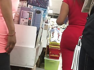 Latina Milf Vpl Booty in Red Sweats