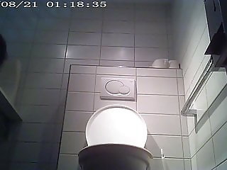 Toilet Spy Hot Girl 013