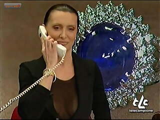 JOANNA GOLABEK OOPS TITS ON ITALIAN TV