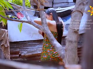 Srilankan actress udari warnakulasooriya hot bath scene 