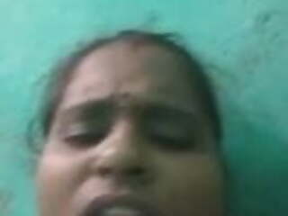 vaada veera vanthu olu da... tamil aunty moaning with audio