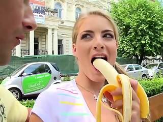 Tourist chick gets picked up and Fucked Deep after banana