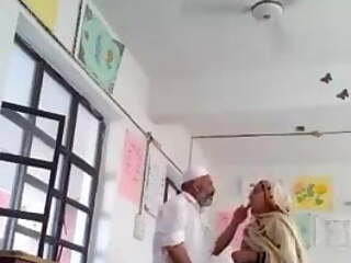 Desi Muslim couple getting naughty in c room