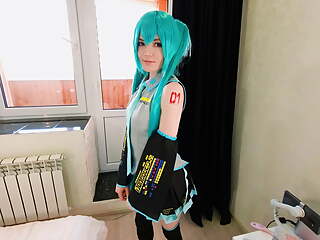 Cutie Vocaloid Hatsune Miku came to visit a fan after the concert, sucked his cock and fucked him