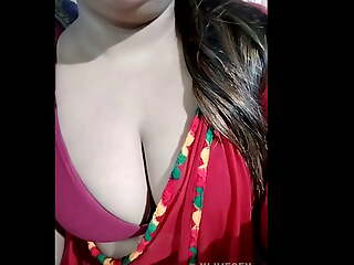Red saree wali Kavita chahi se sex chat video