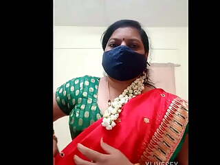 Desi mature Marathi aunty nude webcam show