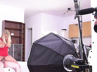 Nicky Thorne - BEHIND THE SCENES - INTERVIEW UND ALLE CASTING VIDEOS AUF FUNDORADO