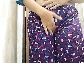 India hot college girl bathing with  boyfriend Desi collage 