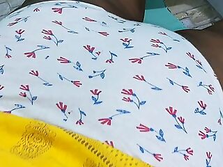 Tamil aunty Mahi funny play and shaking with dick 