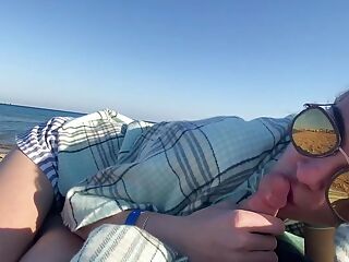 I'm cheating on my wife. Dangerous blowjob on the beach from a young mistress