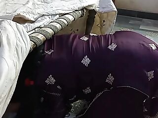 Desi Stepmom Gets Stuck While Sweeping Under the Bed When Stepson Fucks her and Cum out her Big Ass - Family Sex