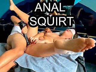 BEAUTIFUL MATURE FUCKED IN THE ANAL AND INSERTED A HUGE BLACK COCK INTO HER HAIRY VAGINA. SQUIRT ORGASM & PAINFUL ANAL.