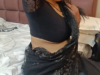 Sexy divyanka bhabhi fucked with neighbuor