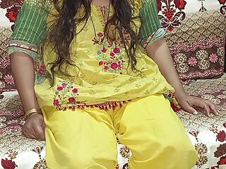 yellow dressed desi bride pussy fucking hardsex with indian desi big 