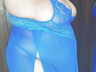 Slide clips of India Bbw Chubby Bhabhi in Blue Lingerie showing boobs big ass 