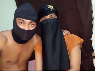 Bangladeshi Hijabi Girlfriend's Video uploaded By boyfriend
