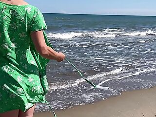 Even naked, I humiliate my husband on the beaches