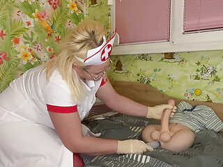 The nurse from the pregnancy and fertility clinic prostate massage and taste man sperm