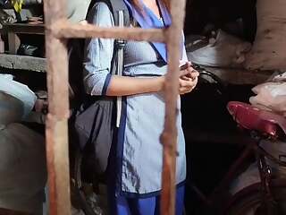 Desi school girl new viral video 