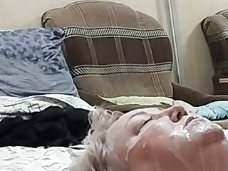 mother-in-law's face is all in cum after repeated endings in her mouth
