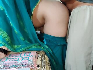 Indian bhabhi having sex With brother in Law while She Pressing Clothes 