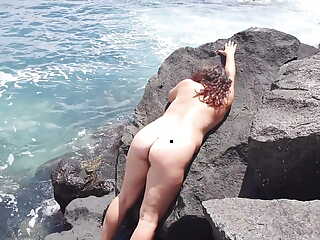 Stranger Paws Over MILF's Body Very Tricky When Is Laying on Beach!