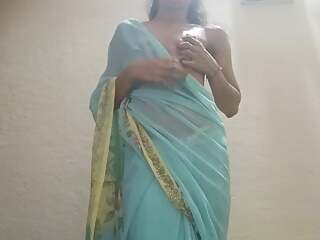 Ishita masterbating in Saree