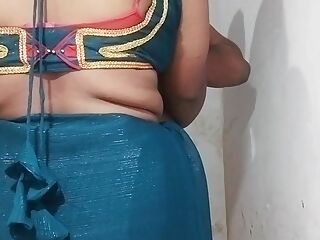 Desi Indian Devar Ne ApnI Nayi Bhabhi Ko Jhadu Pocha Karne Ke Bahot Choda xXx Video Viral MMs