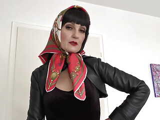 Strict Masturbation Instructions From Your Headscarf Mistress