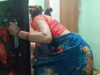 Bhabhi ki Chudai Kiya kitchen mein