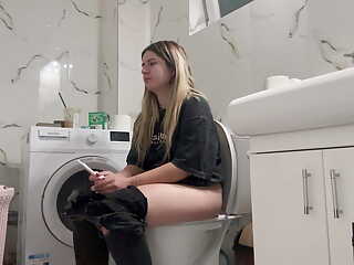 Big Ass Blonde Toilet After Lunch Meal