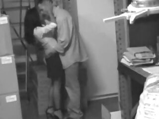 Office slut fucking dude like a pornstar