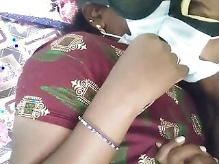 Navel kiss and romance with bhabhi