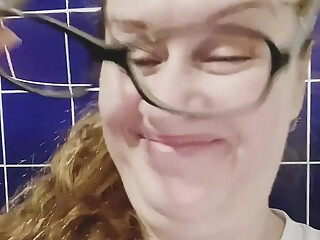 Mall Toilet Pissing