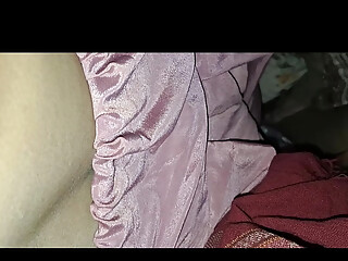 Madhu bhabhi ko condom lgakr choda hard fucking