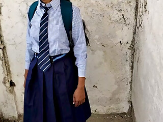 First Time Sex Indian village desi school girl - Viral MMS