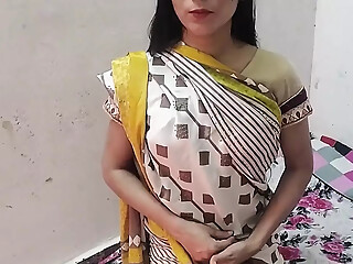 School girl ko ganda video dikha kar chod diya