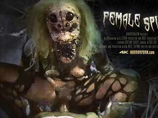 HORROR PORN: Female Spider