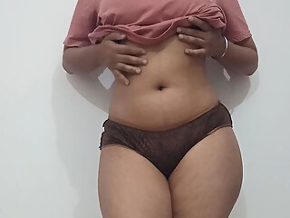 Hot Desi Indian Muslim Girl Sana Making Nude Fingering Video