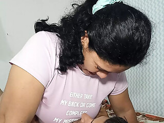 Mature girlfriend riding rich, loves to ride her cock