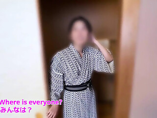 Sex with a Slutty Senior. Shiko Shiko Shiko. While Everyone Is Out, I Have Sex with a Beautiful Senior(#361)