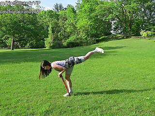 Public purk work out routine. Fiona Brandy Keeps body fit and clothes tight!