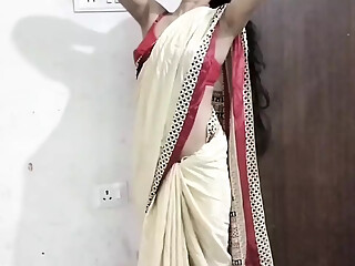Sex karte hue step daughter ko bhabhi ke sath bhabhi ne dekh liya