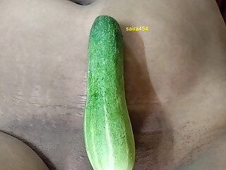 Desi sexy stepsister home alone masturbating cucumber